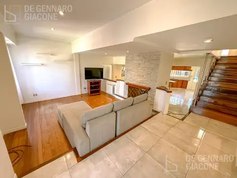 Casa en Villa Primera