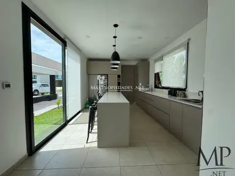 Casa en Alquiler Temporal al Sur