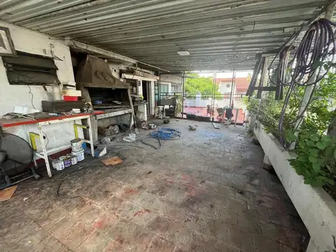 Depto Tipo Casa en Venta 68 años