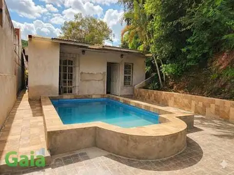 CASA EN VENTA EN CERRILLOS PUEBLO