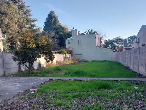 Terreno en Venta en La Arboleda, USD 40.000