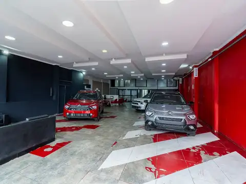 Avenida Hipólito Yrigoyen 200