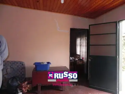Casa 4 ambientes con 1 baño