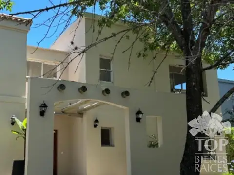 Casa en Venta de 5 dormitorios