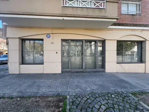 Local - Banfield Oeste