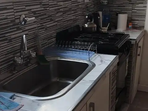 Casa 2 ambientes con 1 baño