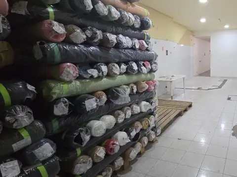 Local en Venta en Balvanera, USD 390.000