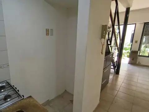 VENTA DUPLEX 2 1/2 AMB VILLA LUZURIAGA