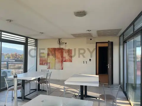 GUIDO SPANO 100, Piso 0