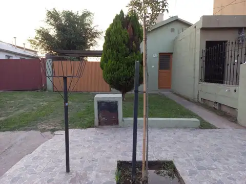 EN VENTA CASA EN BARRIO LOS ROBLES DE HORIZONTE
