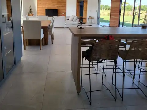 Partido de Alta Mira Barrio cerrado Chacras el refugio. , Piso PB