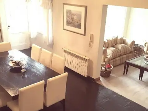 Casa 4 ambientes con 4 baños
