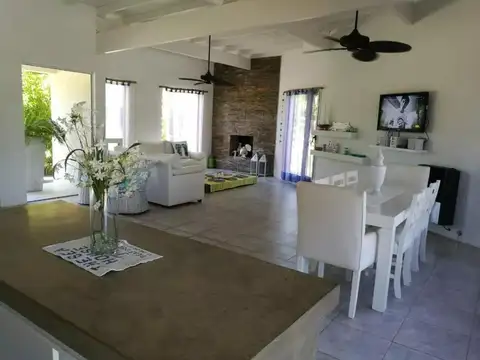 Casa en Venta en Barrio Golf 1, USD 270.000