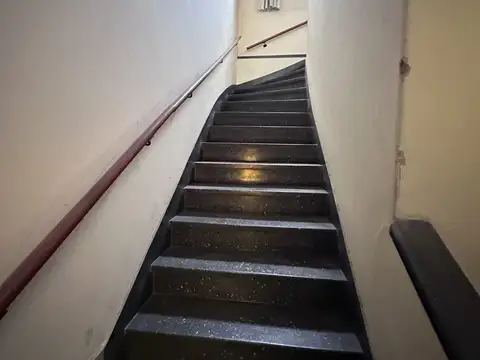 Depto Tipo Casa en Venta en Villa del Parque, USD 130.000