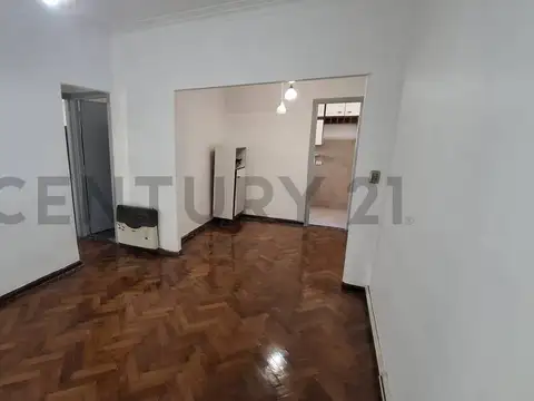 Joaquin V Gonzalez 1000, Piso 2