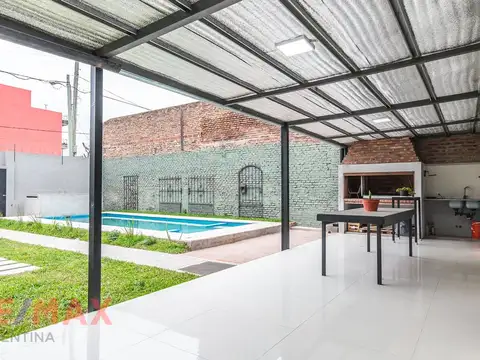 Casa en Venta con 1 cochera