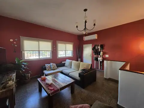 Depto Tipo Casa en Venta de 3 ambientes