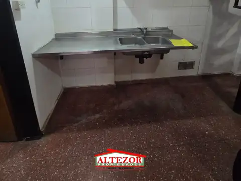 Local en alquiler en Pilar Centro
