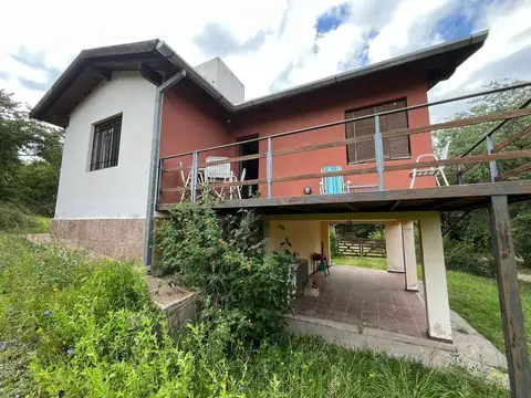 Casa 3 ambientes con 2 baños