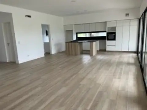 Casa en Venta en Haras Santa Maria, USD 250.000