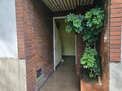 Departamento 4 ambientes con 1 baño