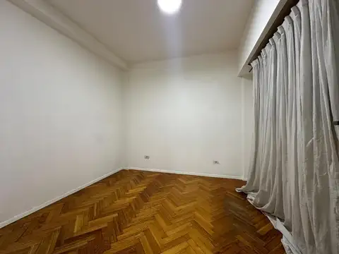 Departamento en Alquiler en Parque Chacabuco, $ 500.000