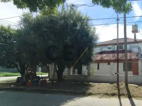 Pablo Pizurno 800, Piso 0