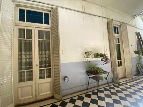 Depto Tipo Casa 5 ambientes con 2 baños