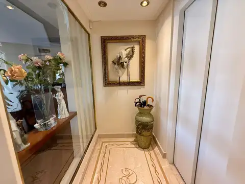 Departamento en Venta con 2 cocheras