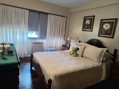 Rolando esquina Moreno