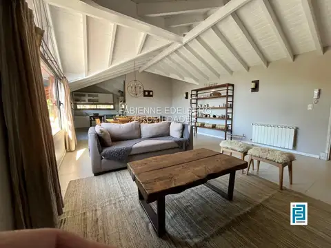 Departamento 4 ambientes con 2 baños