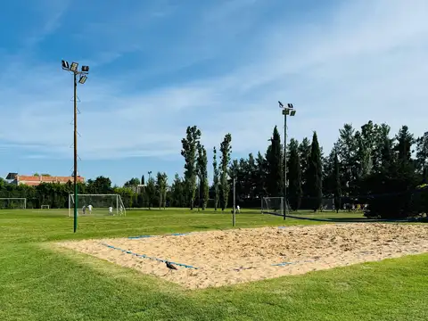 Casa en Venta en Pilar, USD 265.000