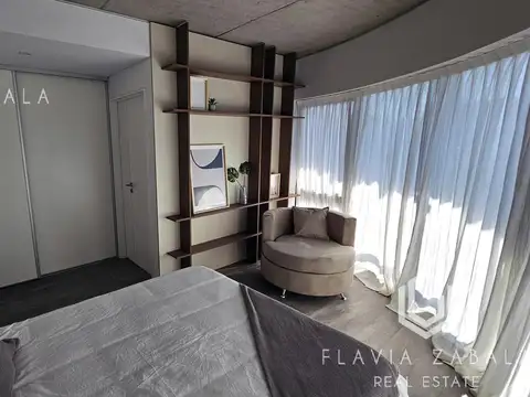 Venta departamento tres ambientes. Balcón corrido. Barracas