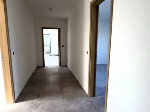 Av Senador Moron 2100, Piso Av