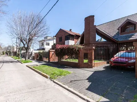 Casa en Venta en Temperley, USD 200.000