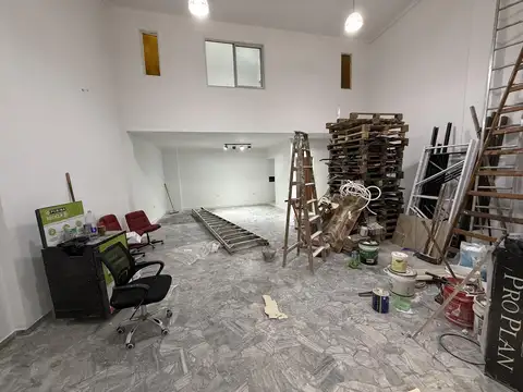 Local en Venta 40 años