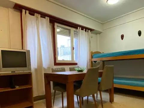Departamento en venta - 1 ambiente contrafrente- Plaza Colon.