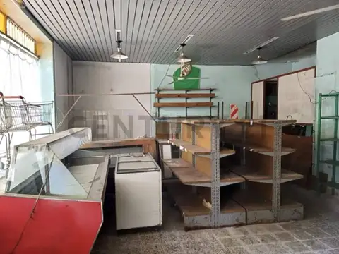 Local en Venta 47 años