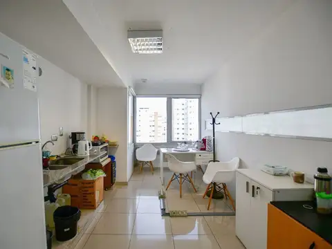 Calle 48 entre 1 y 2 300