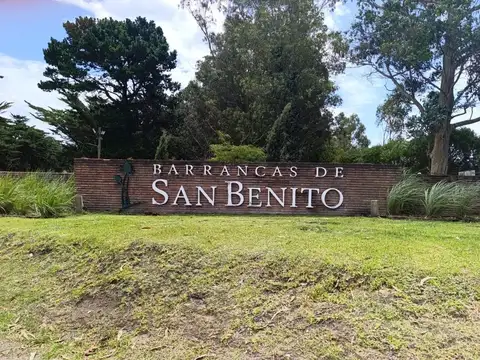 Lote 26 en barrio privado Barrancas de San Benito