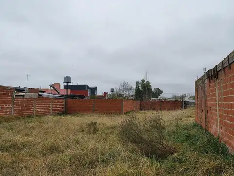 RÍO GALLEGOS ENTRE CALLES SAAVEDRA Y PESOA