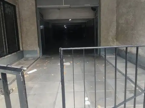 Cochera en Floresta /centro comercial