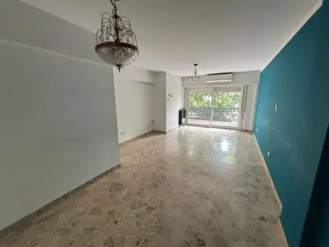 Departamento en Venta en Villa del Parque, USD 270.000