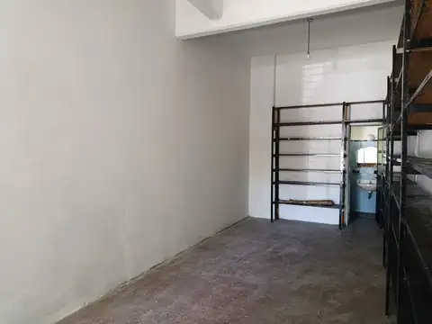 Local en Alquiler en Villa Lugano, $ 500.000