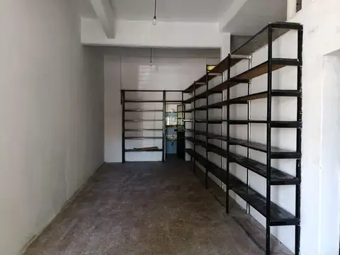 Local en Alquiler 50 años