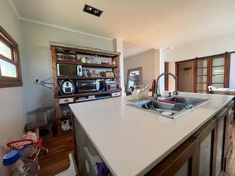 Depto Tipo Casa 6 ambientes con 2 baños