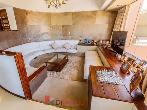 Casa en Venta de 5 dormitorios