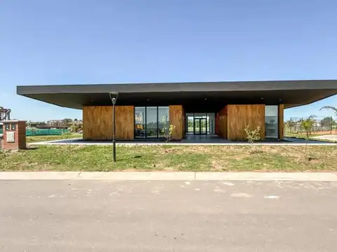 Oportunidad  lote en barrio Village Plaza. Bella Vista.