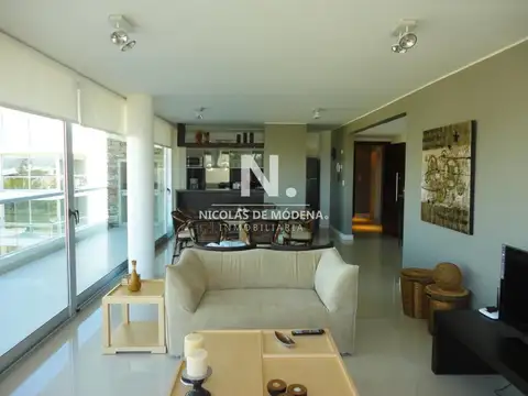 Apartamento en Rincon del Indio a pasos de la Playa Brava en  Punta del Este