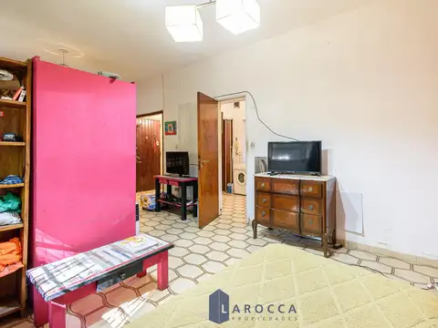 Depto Tipo Casa en Venta 50 años